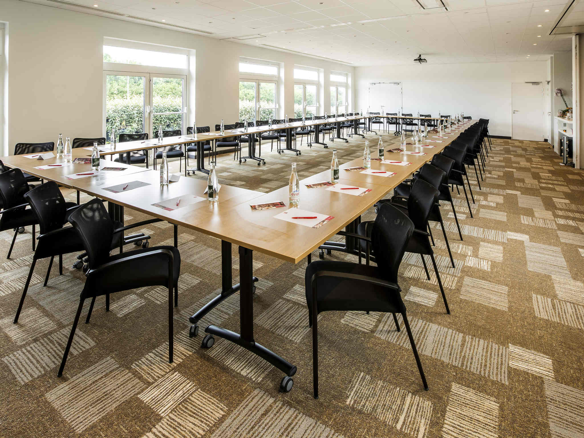 Evénements et réceptions à Cherbourg dans notre salle de séminaire